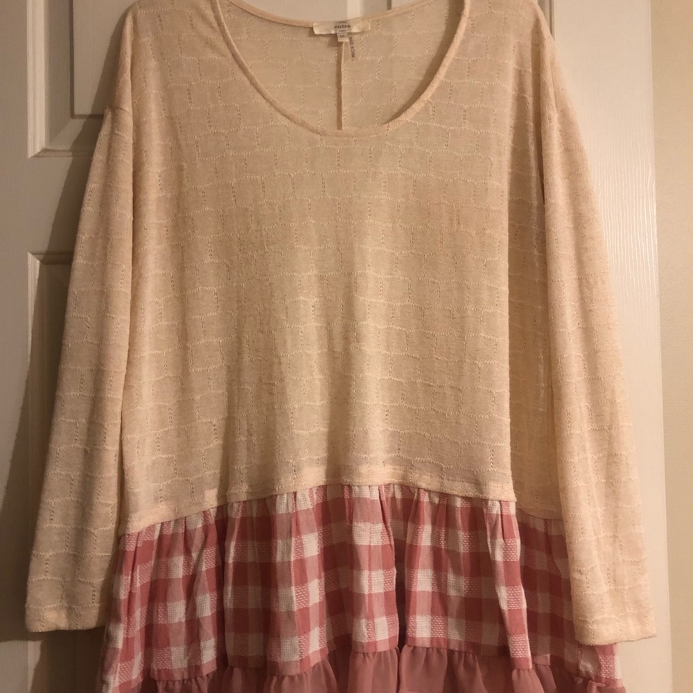 Entro boutique top. Medium.